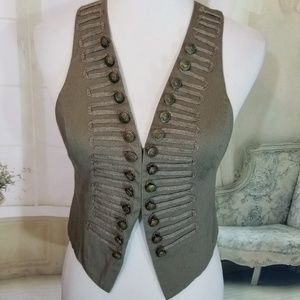 Atmosphere Fitted Vest Small